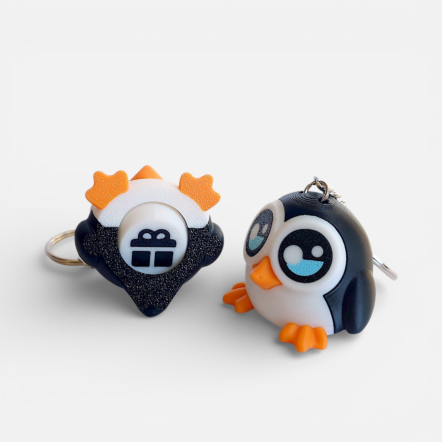 3D printed penguin – pendant with a spinner