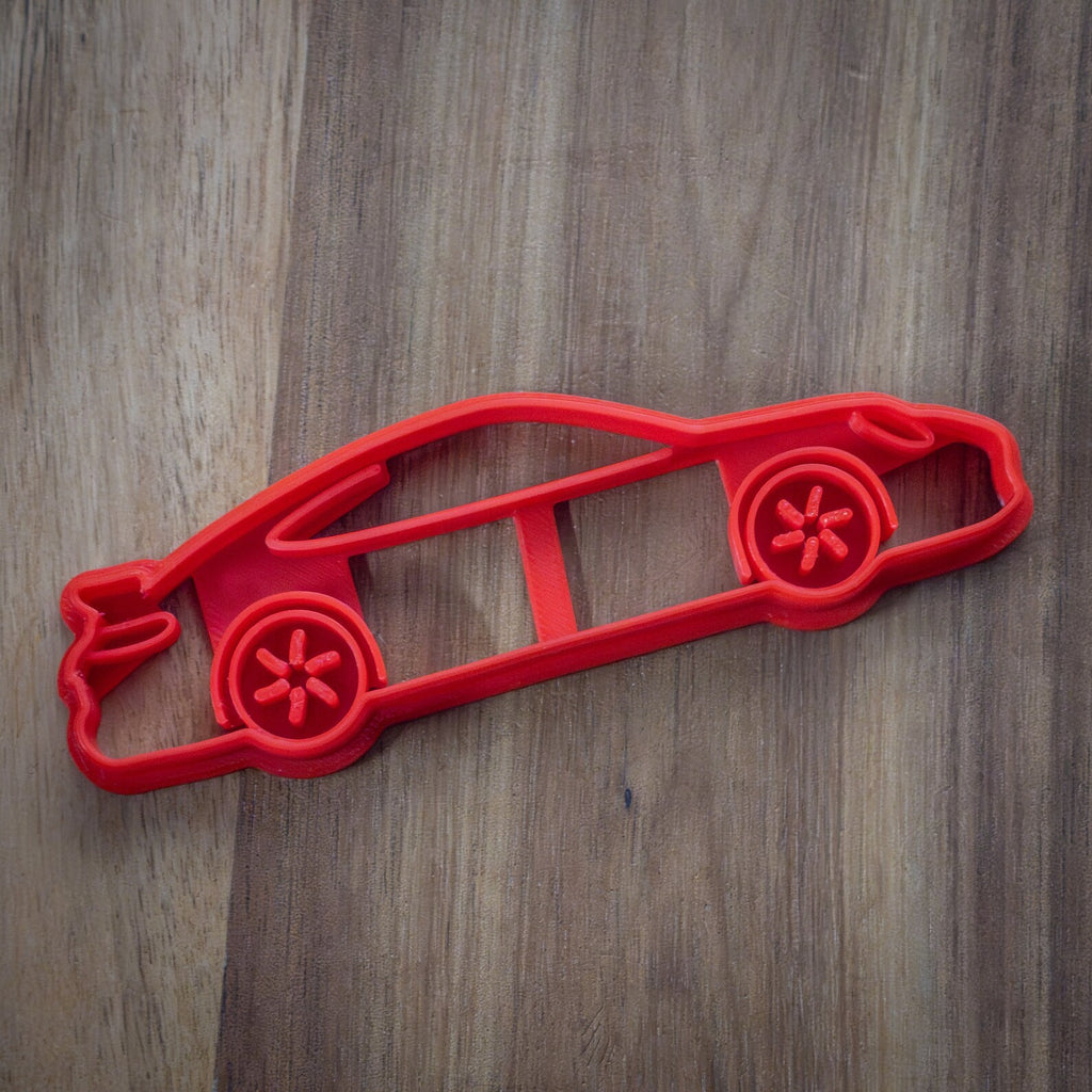 Oak leaf shaped cookie cutter 