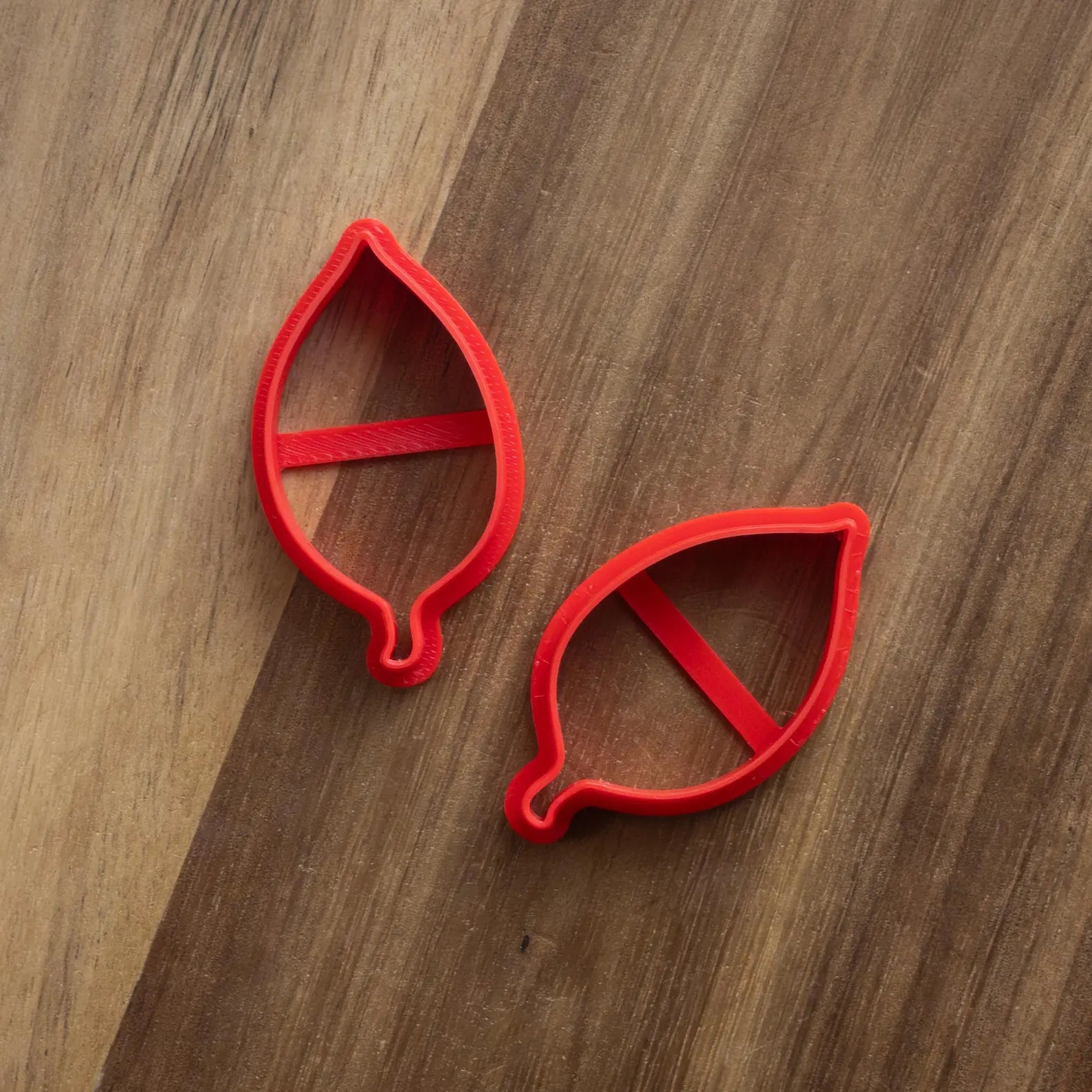 Apple leaf shaped cookie cutter 