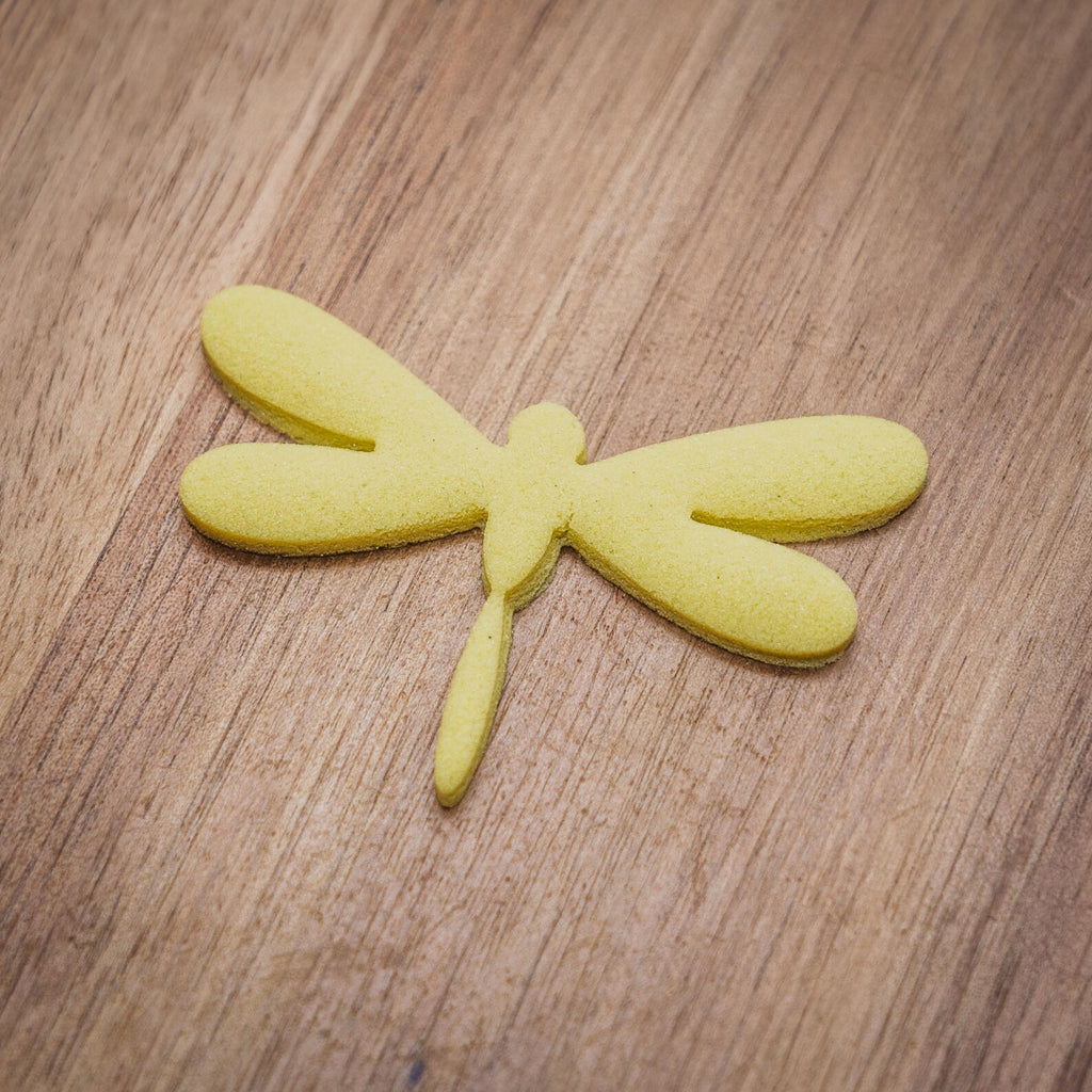 Oak leaf shaped cookie cutter 